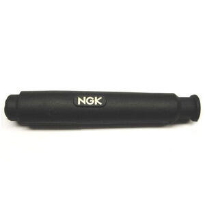 Cappuccio candela NGK SD05FM dritto 12mm nero