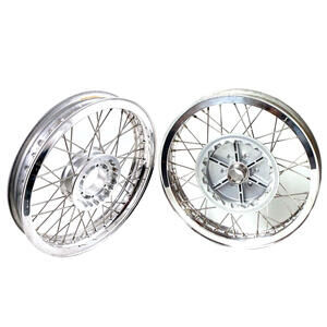 Ruota a raggi per Moto Guzzi Serie Grossa 17\'\'x2.15 - 17\'\'x2.15 CNC kit completo