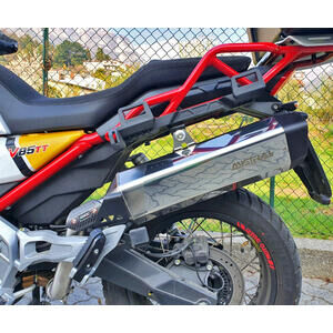 Finale di scarico per Moto Guzzi V 85 TT Mistral Exagon lucido