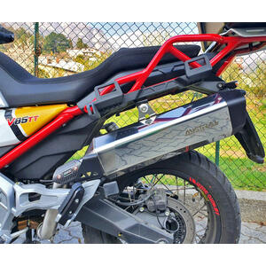 Finale di scarico per Moto Guzzi V 85 TT Mistral Exagon lucido