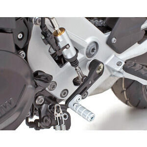 Pedal reposapiés BMW F 900 R marcha SW-Motech