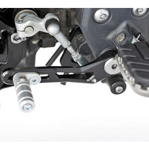 Leva comando pedane per Triumph Tiger 1050 cambio SW-Motech