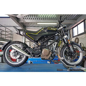 Silenciador de escape Husqvarna Svartpilen 401 E5 Mass Cafe Racer