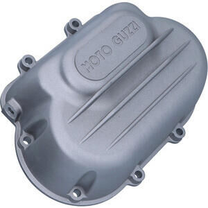 Tapa culata Moto Guzzi V 7 700 satinada derecha
