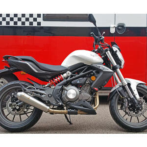 Finale di scarico per Benelli BN 302 E4 Mass Cafe Racer
