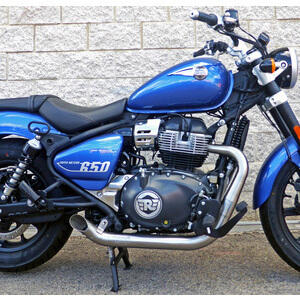 Auspuffanlage Komplett Royal Enfield Super Meteor 650 Mass Hot Rod 2-2