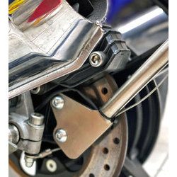 Buona sera... il porta targa è compatibile con guzzi 850 t3 del 78 veto? Avete foto ben visibile di porta targa montato? Buona serata, luca