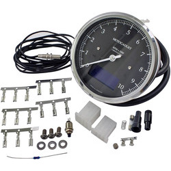 Vorrei montare il Motogadged ChronoClassic Tacho 10K sulla mia MOTO GUZZI SP1000 del 1982 (provvista di accensione elettronica). Cosa occorre acquistare in più, e cosa è incluso nel pacco, per farlo funzionare in tutte le sue funzioni?