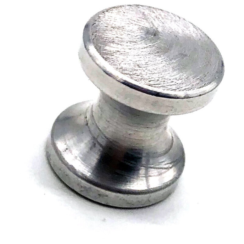 Fuel tank fastener M5